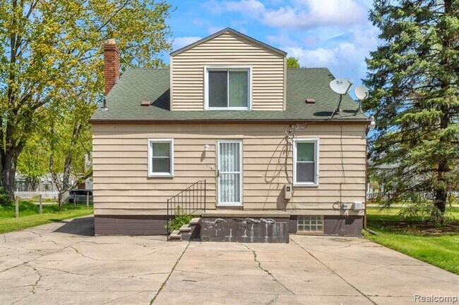 Building Photo - 18792 Old Homestead Dr