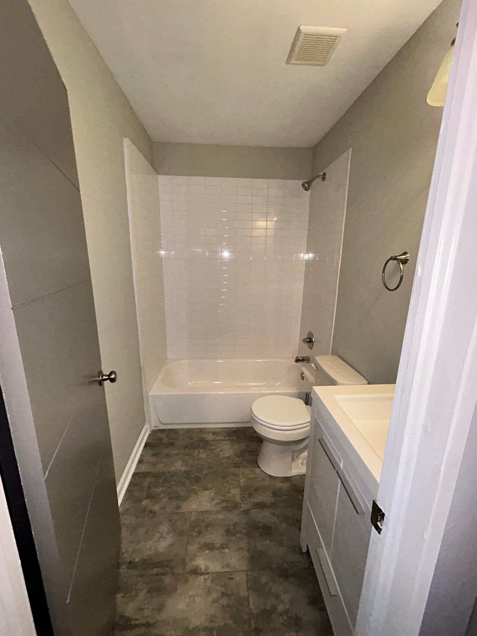 Building Photo - 1839 Boulderview Dr SE