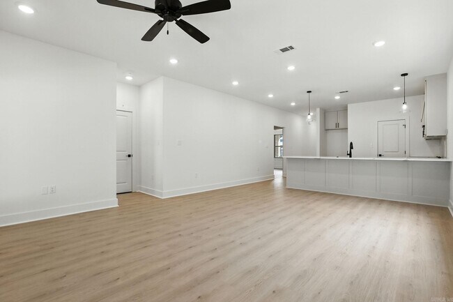 Building Photo - 13419 Teton Dr