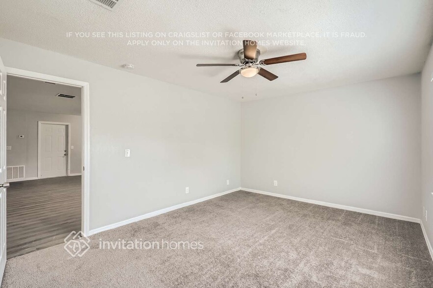 Building Photo - 8146 Chaucer Ct