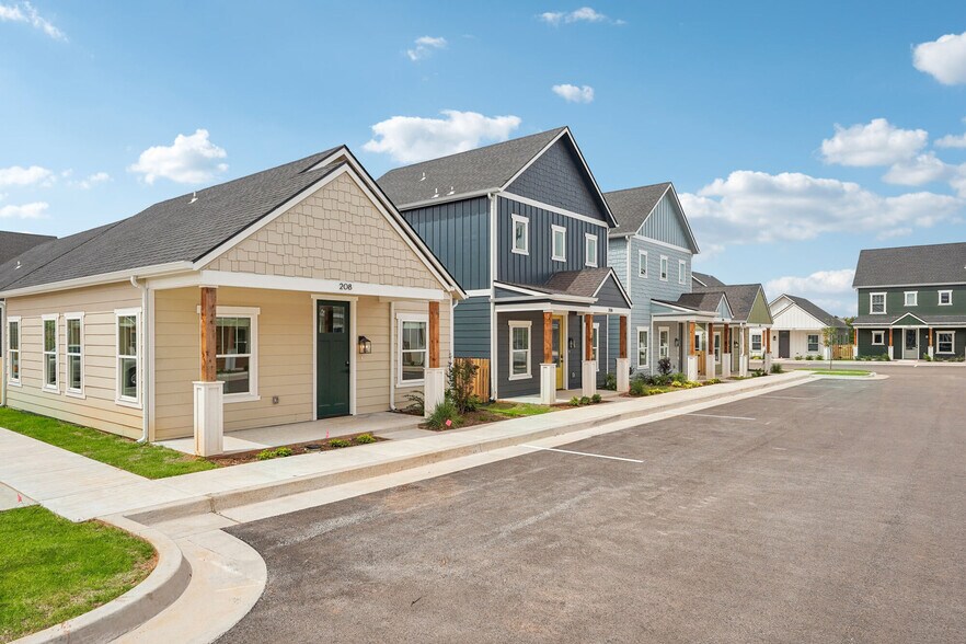 Building Photo - Magnolia Row