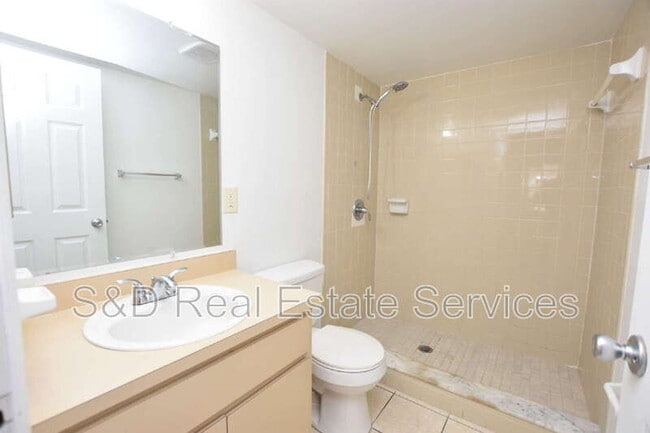 Building Photo - 1019 Buccaneer Dr