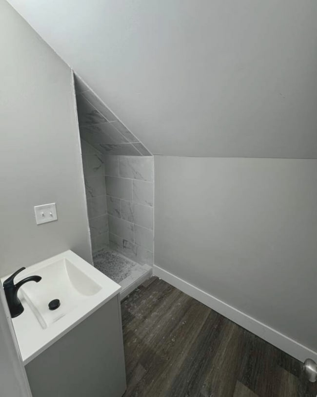 Building Photo - New construction 1/1 in the Heart of Atlanta!