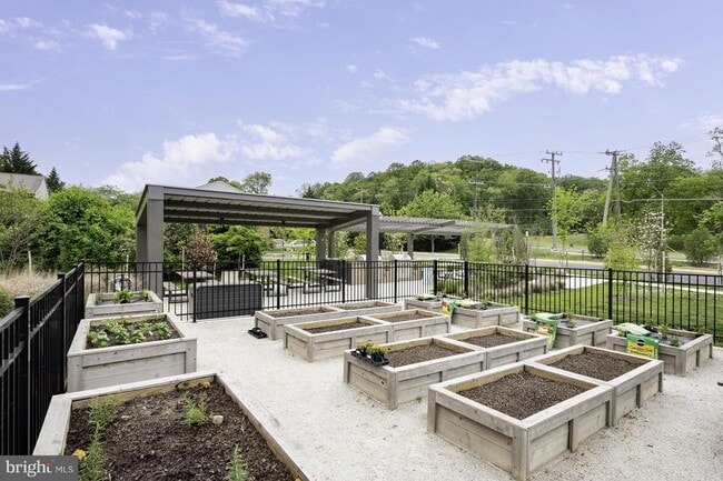 Building Photo - 5509 Valmarana Way