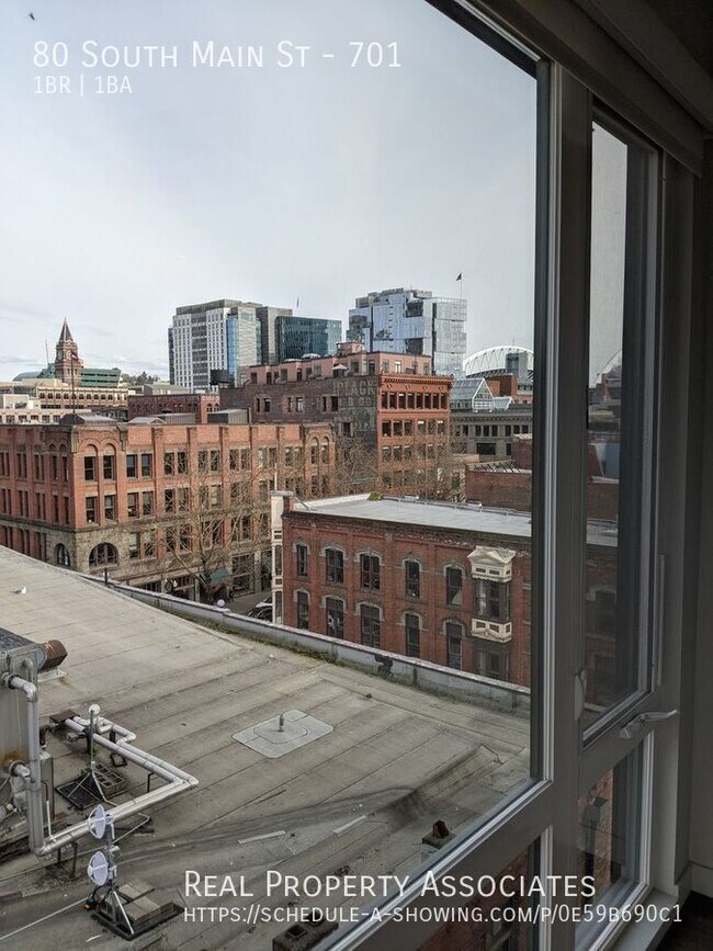 Building Photo - 80 South Main St