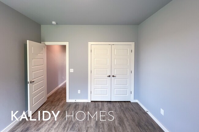 Building Photo - 17857 Salem Rd