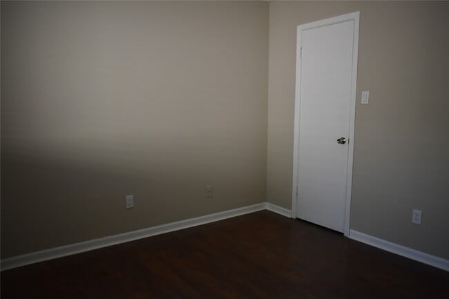 Building Photo - 16627 Gaeldom Dr