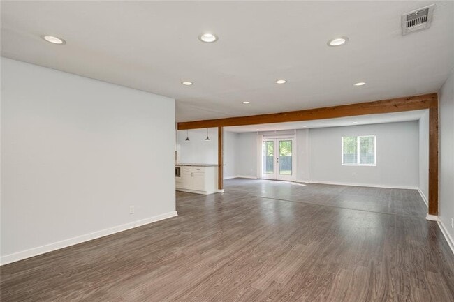 Building Photo - 5402 Chevy Cir