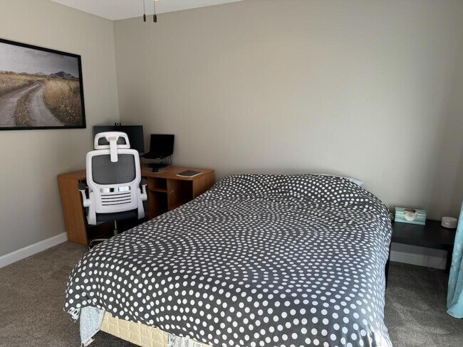 Building Photo - 11804 Shavenrock Pl