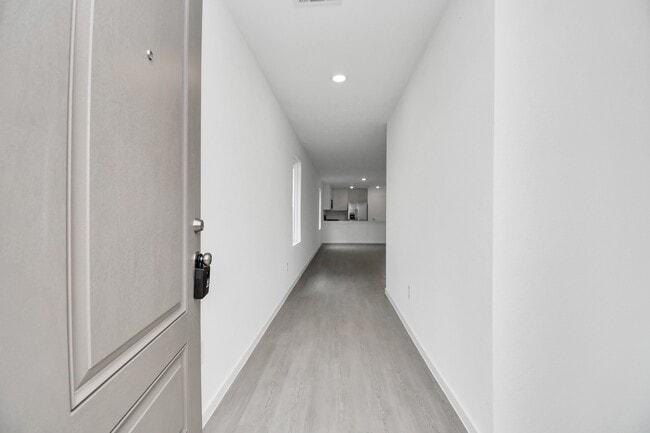 Building Photo - 21522 Cottonwood Mdws Trl