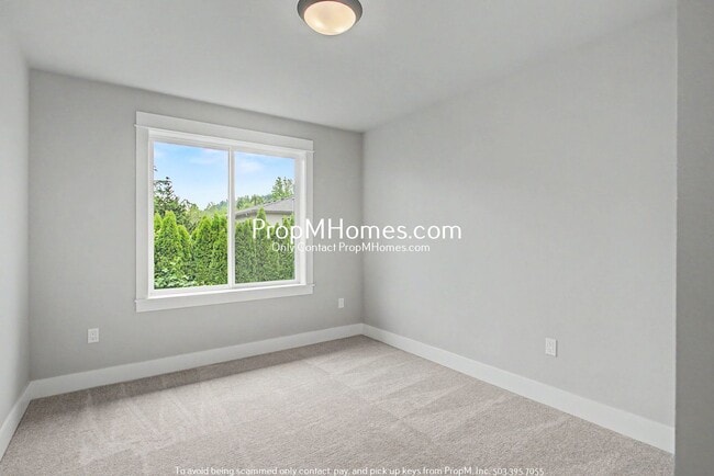 Building Photo - 3544 SW Tegart Ln