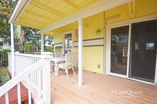 Building Photo - Live in Kailua Town!  Pet Friendly 3/2 with A/C - $4400