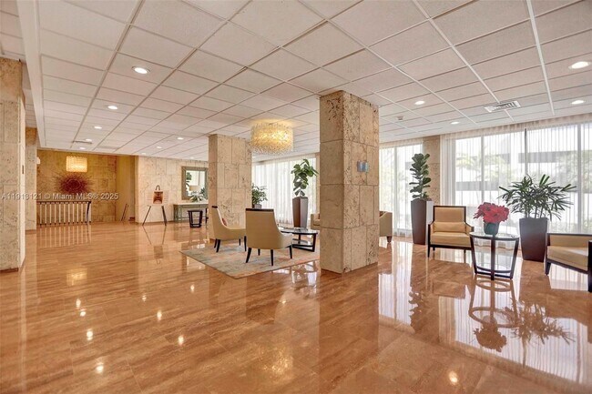 Building Photo - 1965 S Ocean Dr