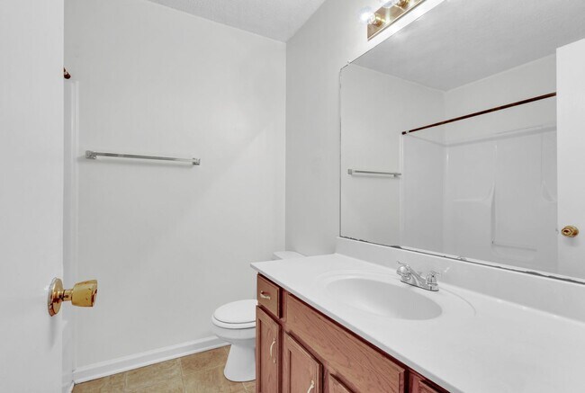 Building Photo - 289 Stateline Road - Oak Grove