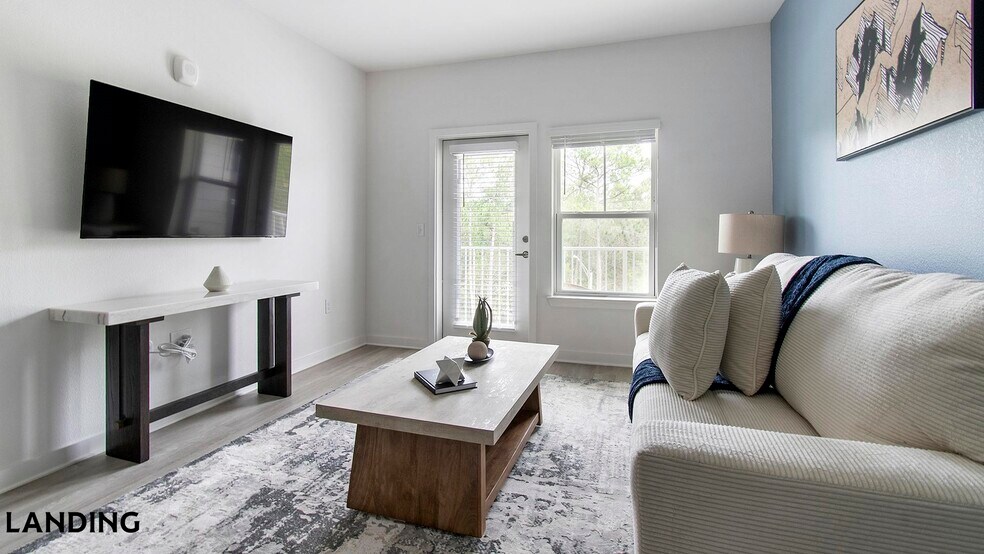 Building Photo - 12525 Tibbets Ln