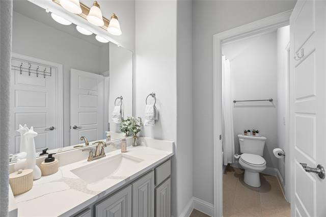 Building Photo - 16921 Eastbrook Dr