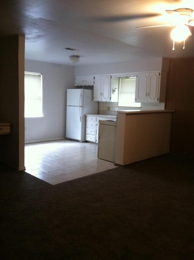 Building Photo - 3 Bedroom House in Carrollton, TX