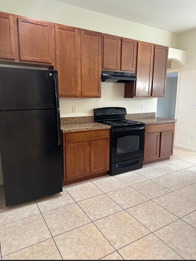 Building Photo - 23 Reidsville Dr