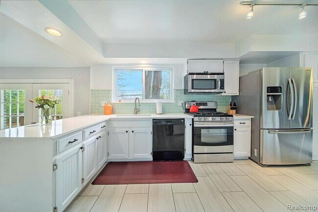 Building Photo - 2536 Alveston Dr