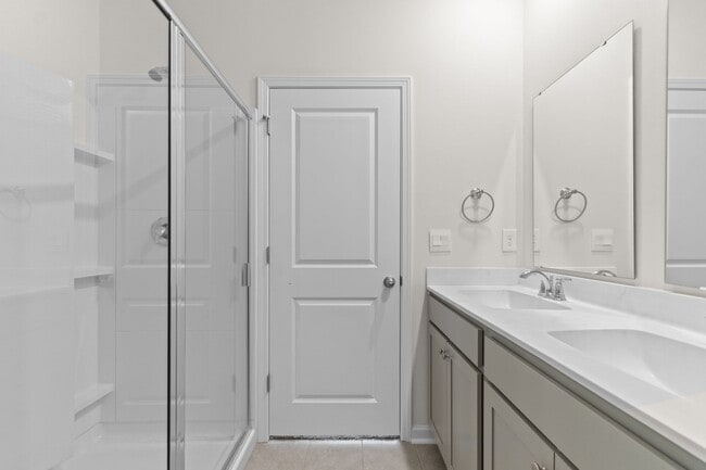 Building Photo - Bell's Lake Circle