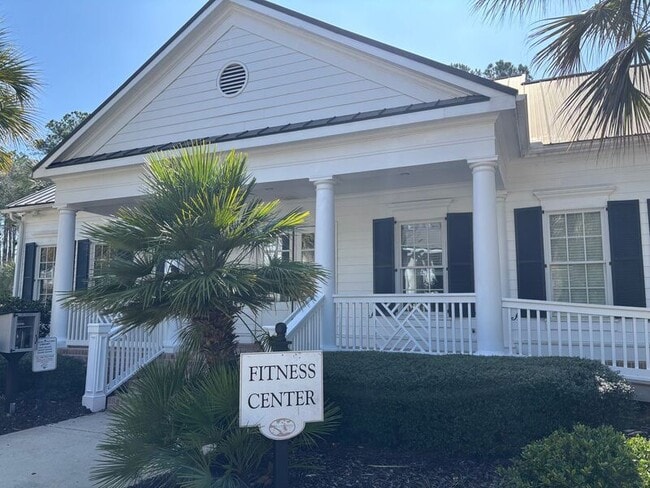 Building Photo - 3340 Billings St