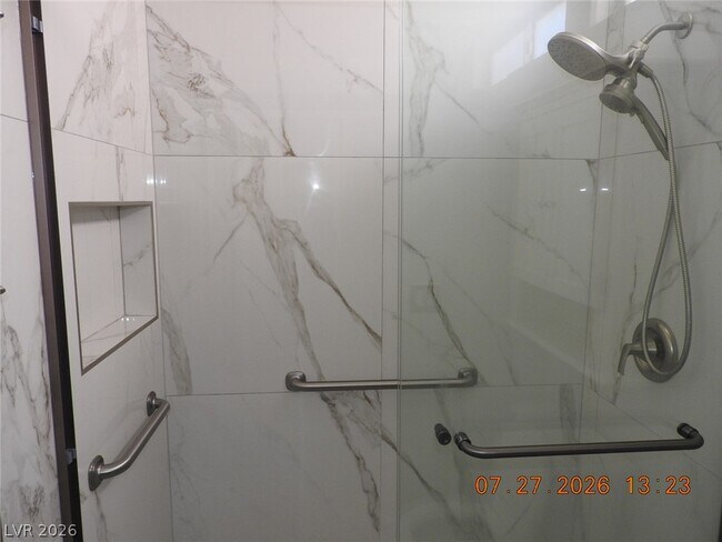 Building Photo - 4533 Chestnut Blaze