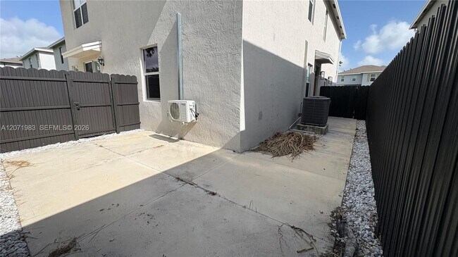 Building Photo - 12948 SW 265th Terrace