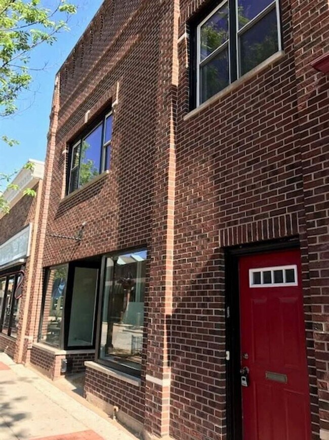 Building Photo - 316 Washington St