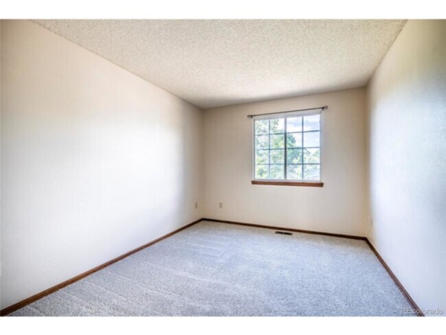 Building Photo - 3184 W Sugarbowl Ct