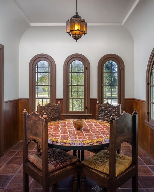 breakfast nook - 4918 Angeles Vista Blvd
