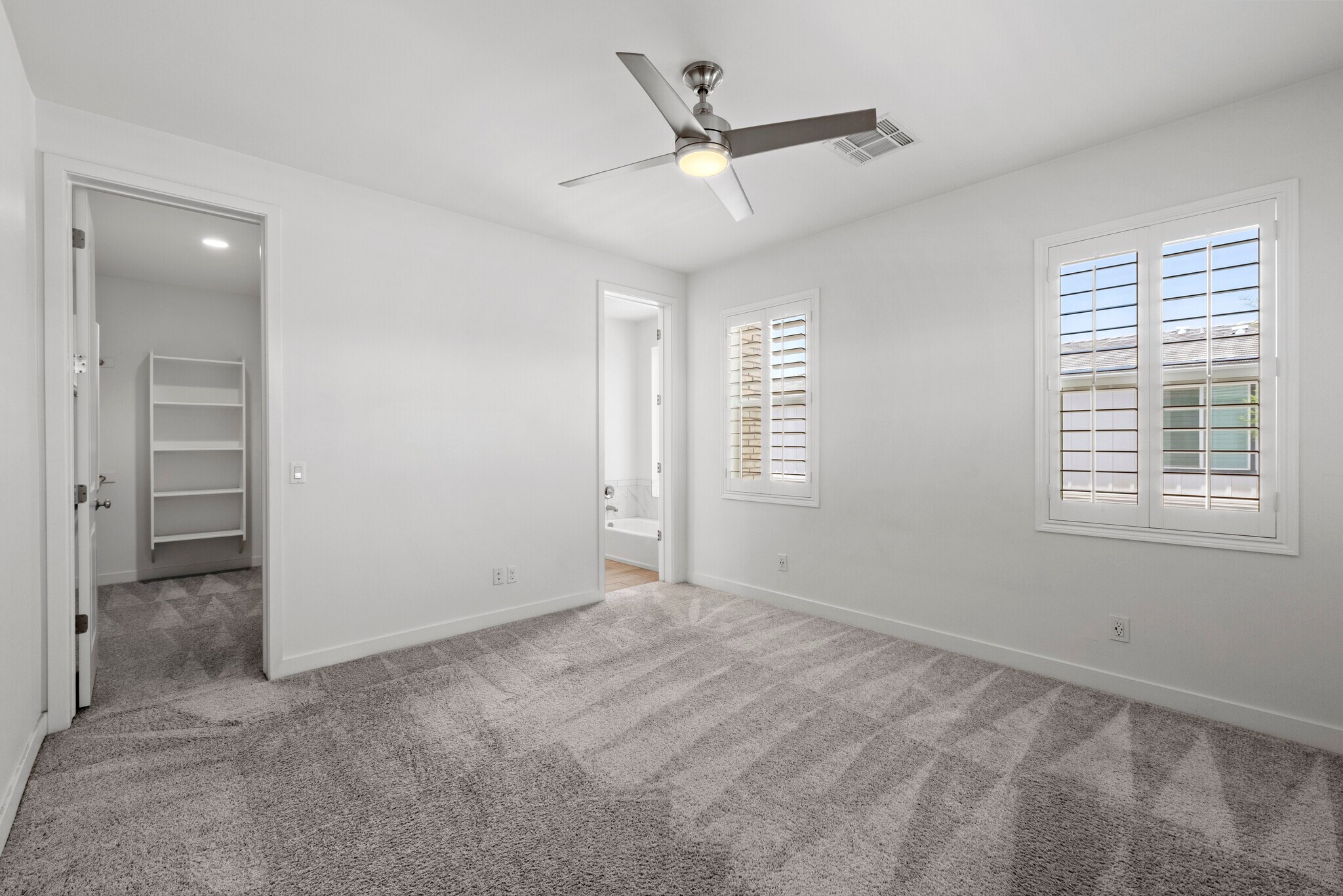 Building Photo - 3030 N 38th St