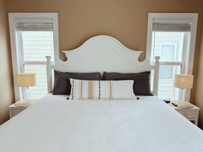 Building Photo - 306 Sea Star Cir