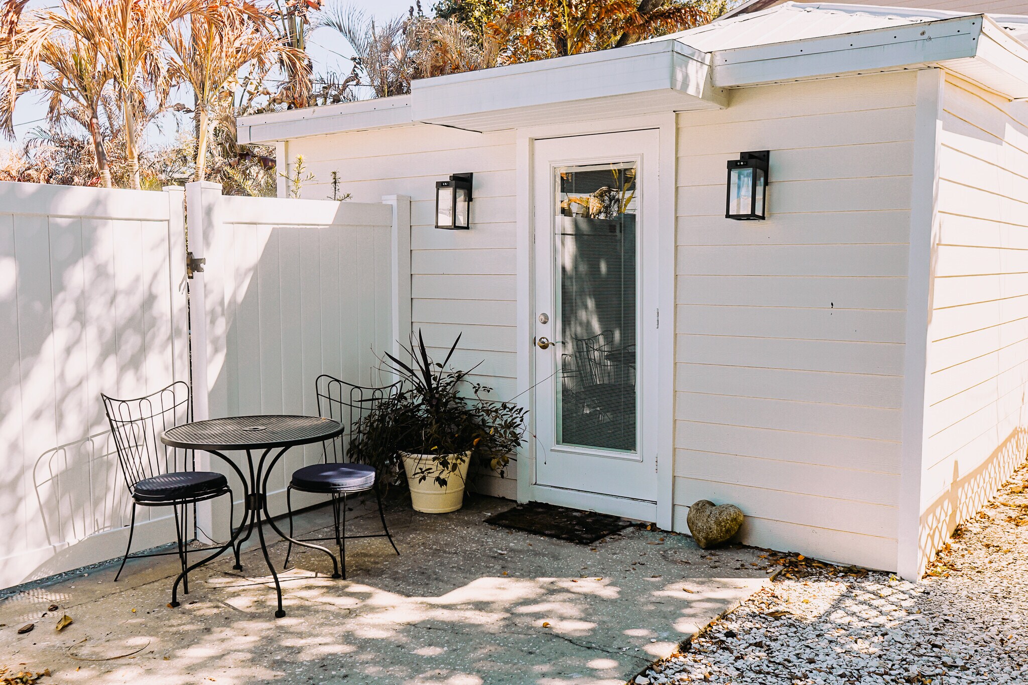 Building Photo - 6007 N Orange Blossom Ave