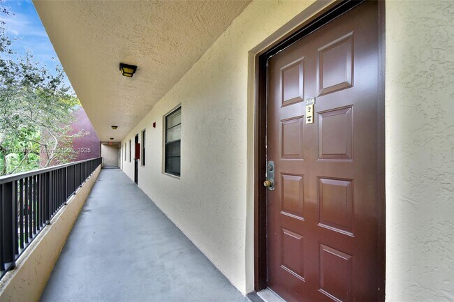 Building Photo - 10501 W Broward Blvd