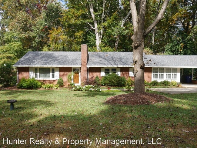 Primary Photo - 4 br, 3 bath House - 3909 Guinevere Lane