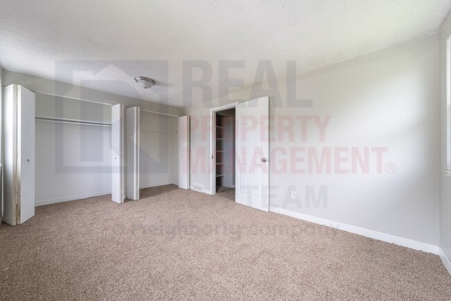 Building Photo - 5 bd, 2 ba, 1,548 Sq. Ft.