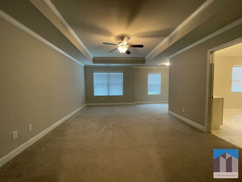 Building Photo - 300 Omnia Ridge Way