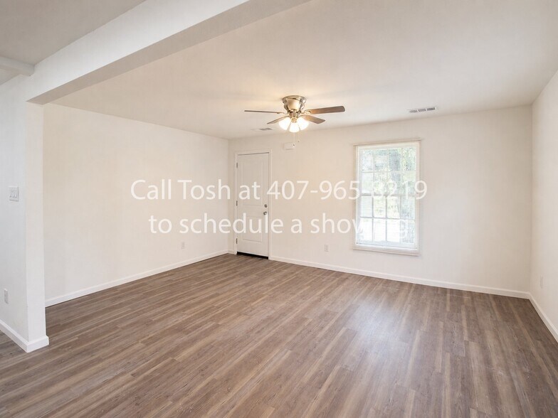 Building Photo - 1110 S Houston Ave