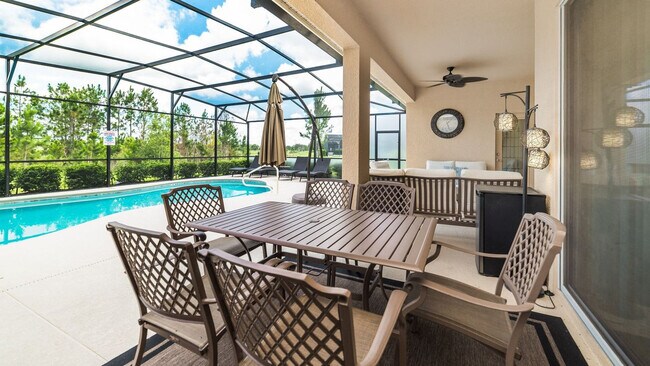 Building Photo - 4079 Oak Tree Dr