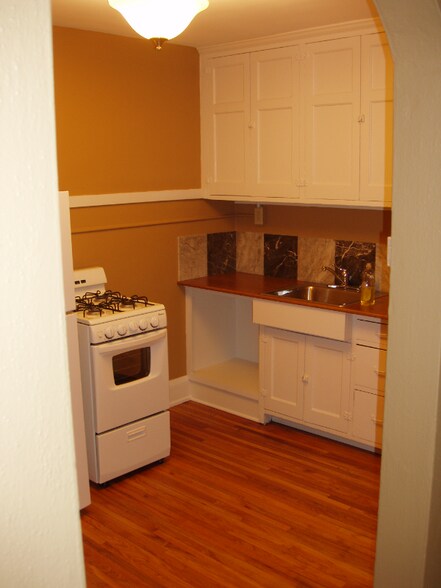 Building Photo - 1301 1st St SW