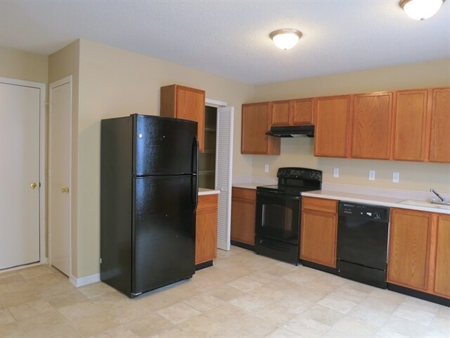 Building Photo - 8851 Squire Boone Ct