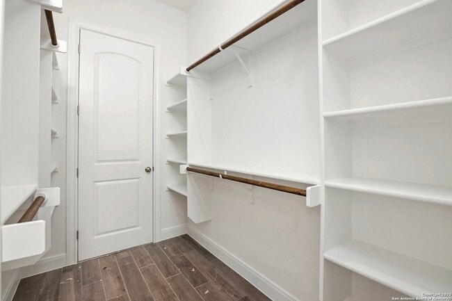 Building Photo - 155 N Rip Ford Rd