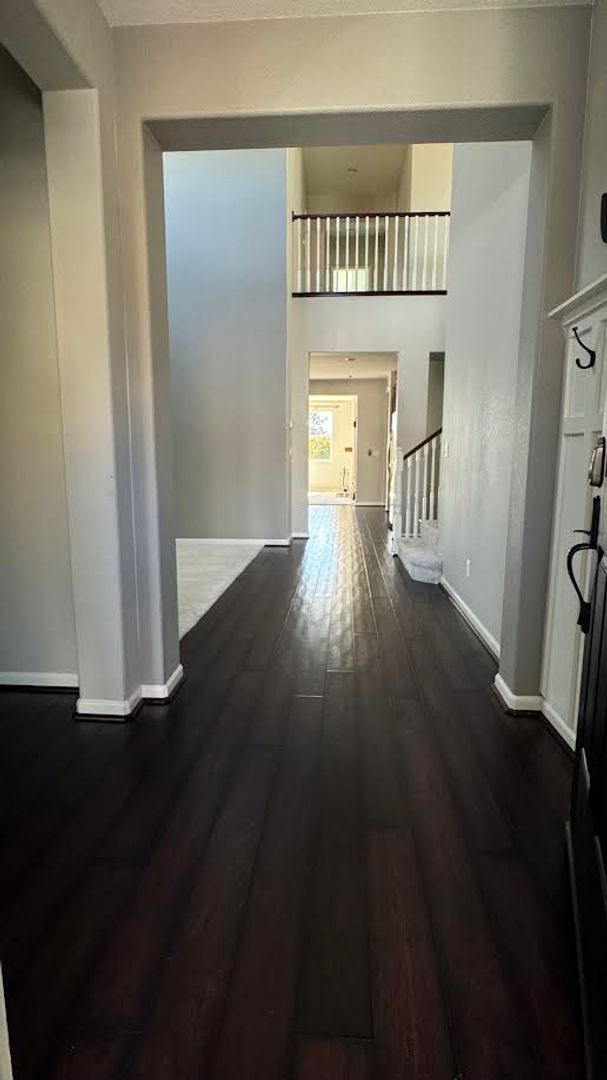 Building Photo - 123 Hearthstone Dr