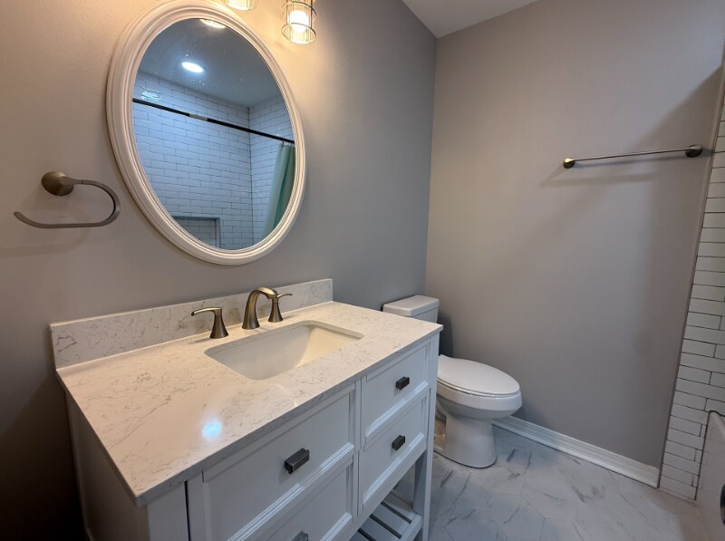 Building Photo - 1810 Valparaiso Blvd