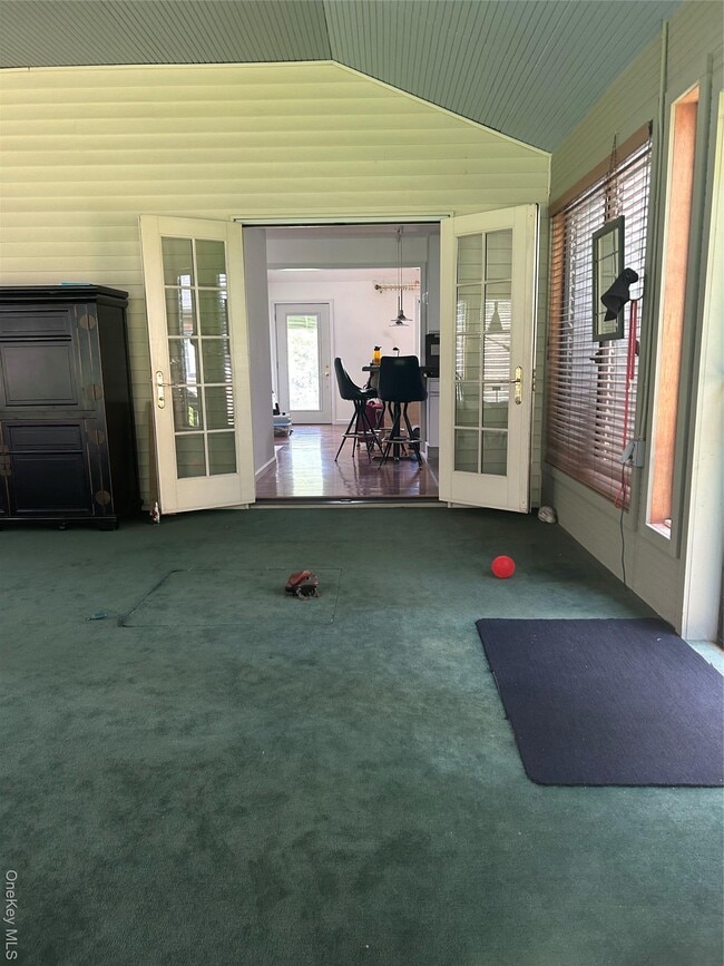 Building Photo - 1406 NY-82