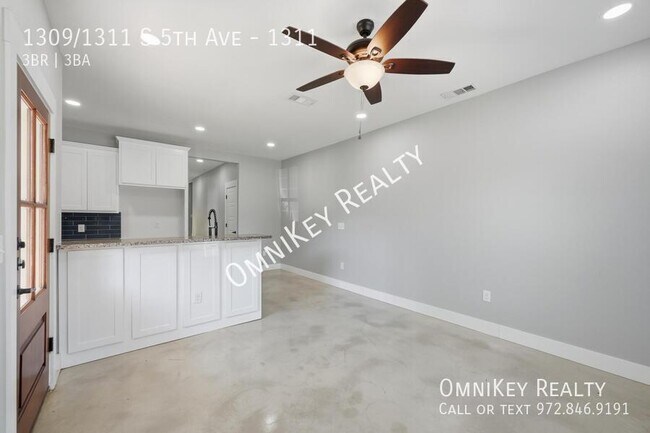 Building Photo - 1309/1311 S 5th Ave-1311