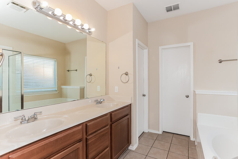 Building Photo - 1771 Eagle River Trail