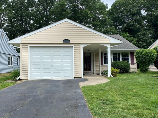 Primary Photo - 188 Canterbury Dr