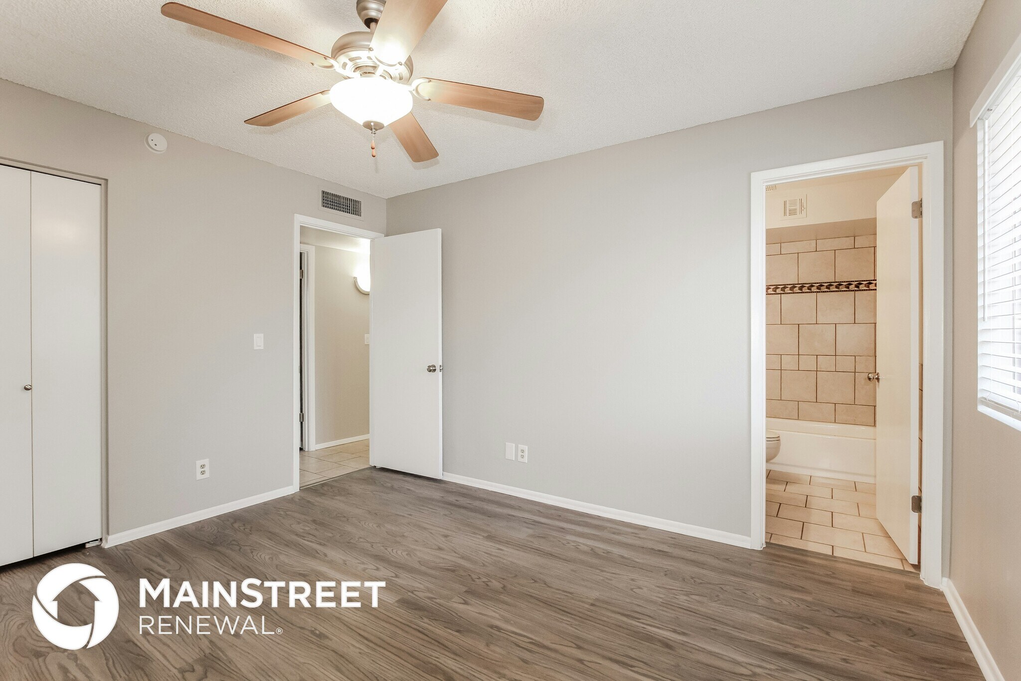 Building Photo - 2632 E Hillery Dr