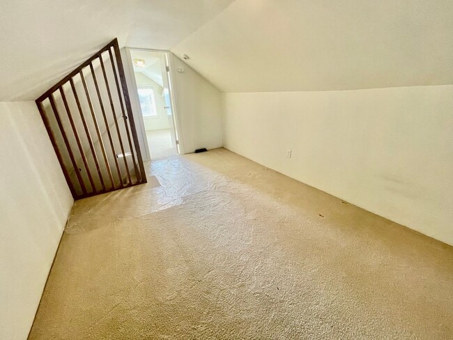 Building Photo - Are you looking for a short 4 Month Lease? Discover 2BD/2B Single-Family Home!